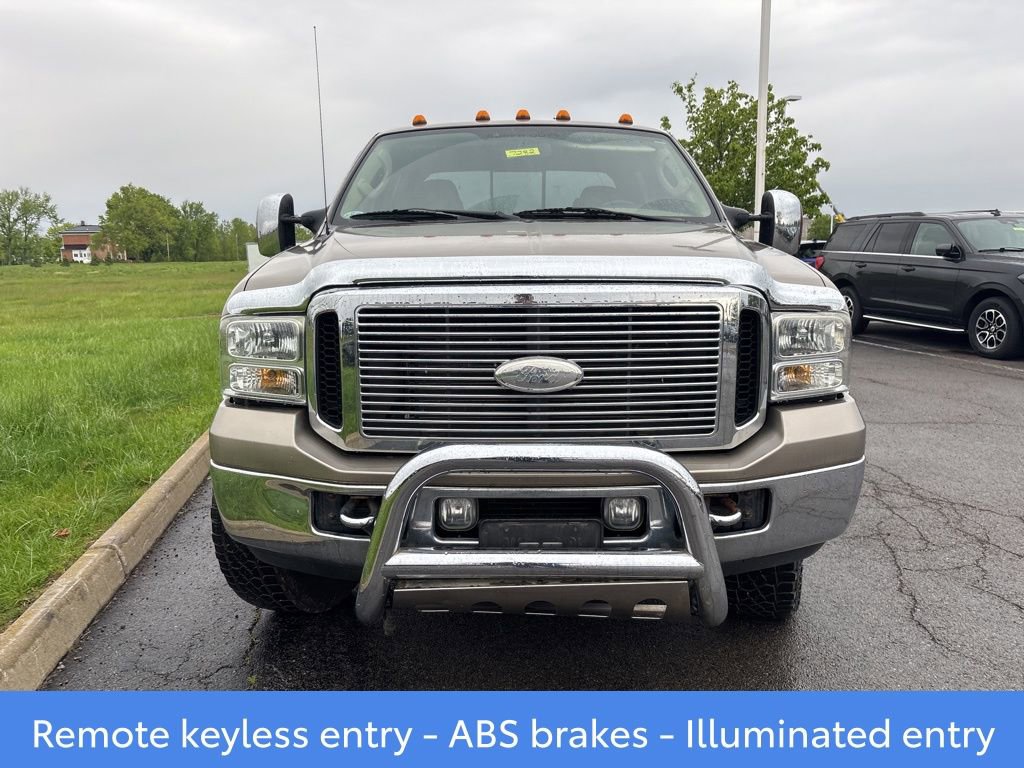 Used 2006 Ford F350 Lariat AWD/4WD image 2