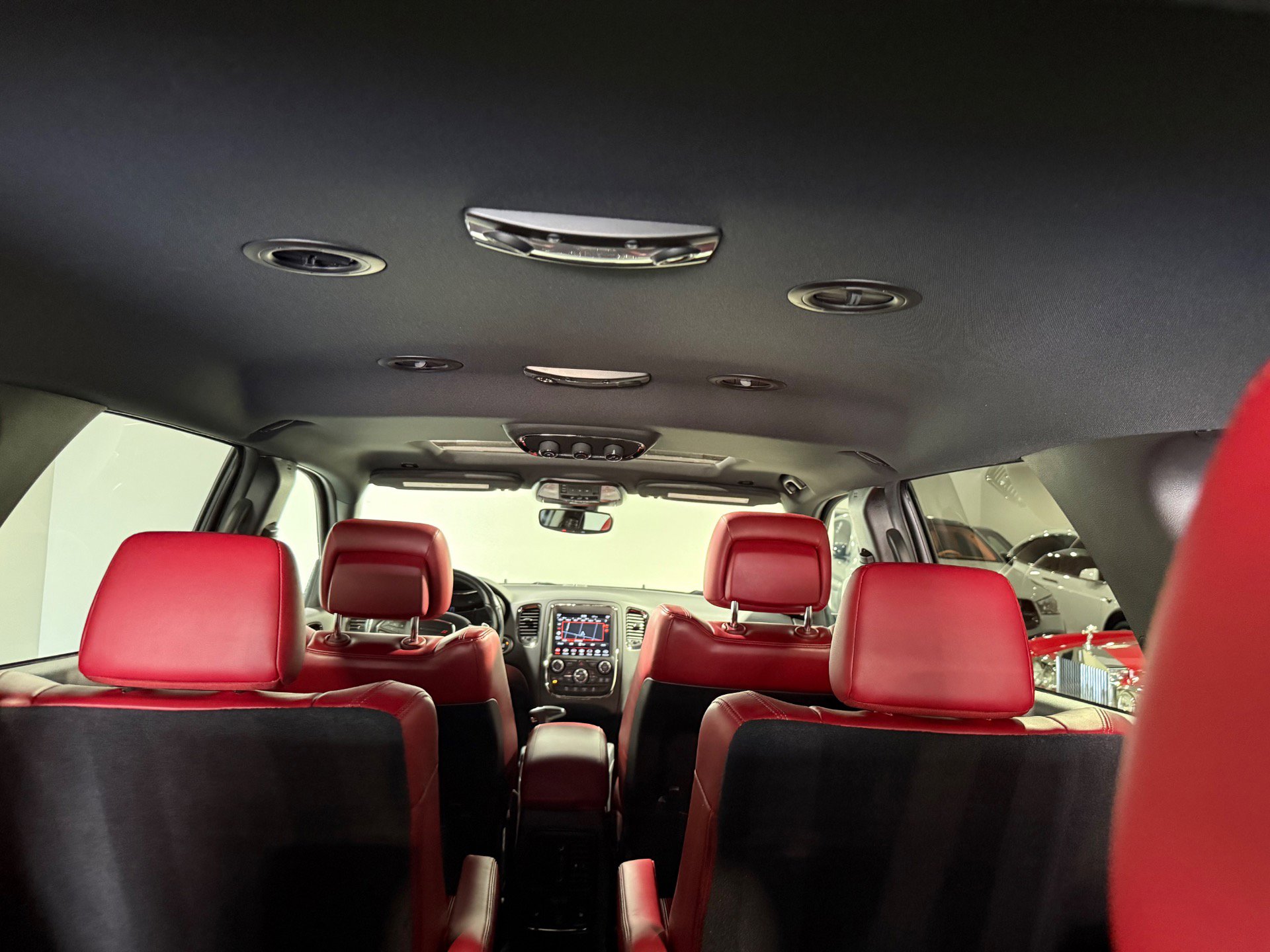Used 2020 Dodge Durango R/T w/ Blacktop Package AWD/4WD image 17