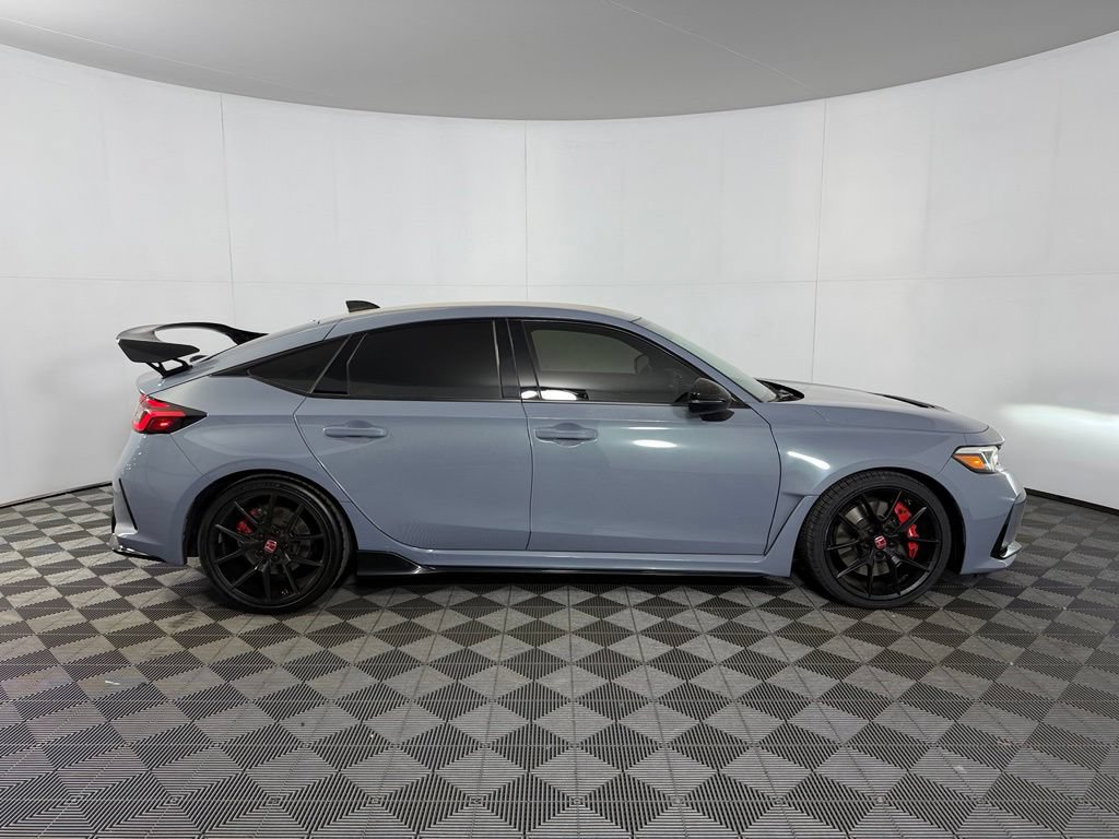 Used 2023 Honda Civic Type R image 5