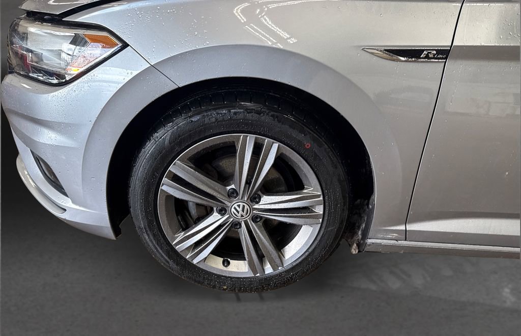 Used 2020 Volkswagen Jetta R-Line w/ R-Line Cold Weather Package image 12