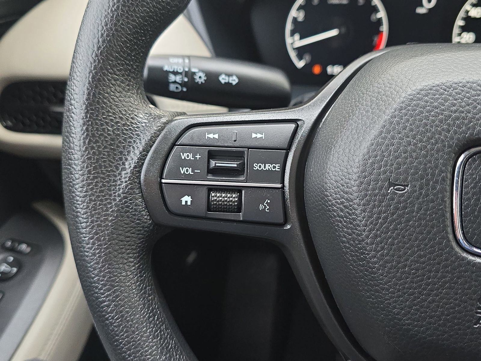 Used 2024 Honda HR-V LX image 19