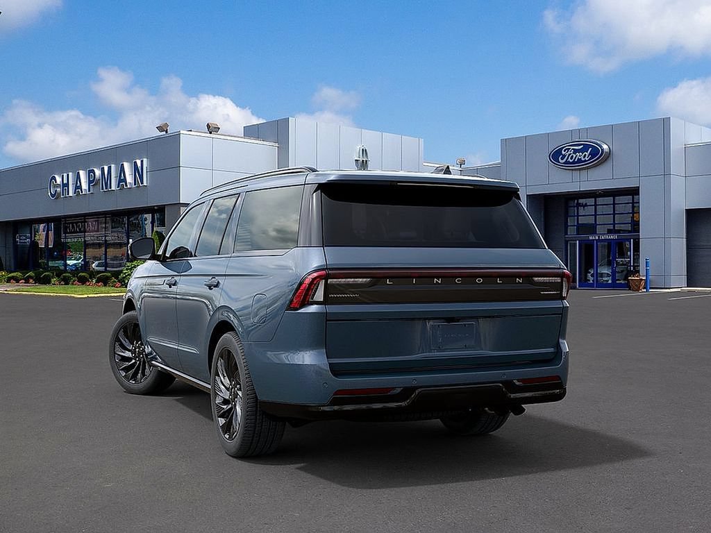 New 2027 Lincoln Navigator Reserve w/ Jet Appearance Package AWD/4WD image 8