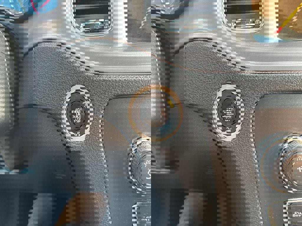 Used 2023 Dodge Charger SXT image 18