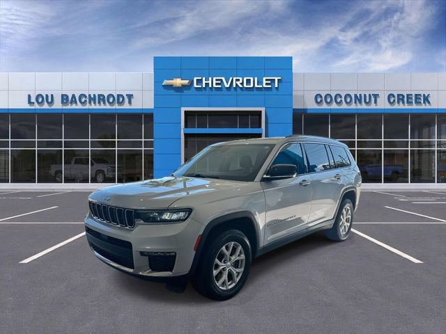 Used 2023 Jeep Grand Cherokee L Limited RWD image 4