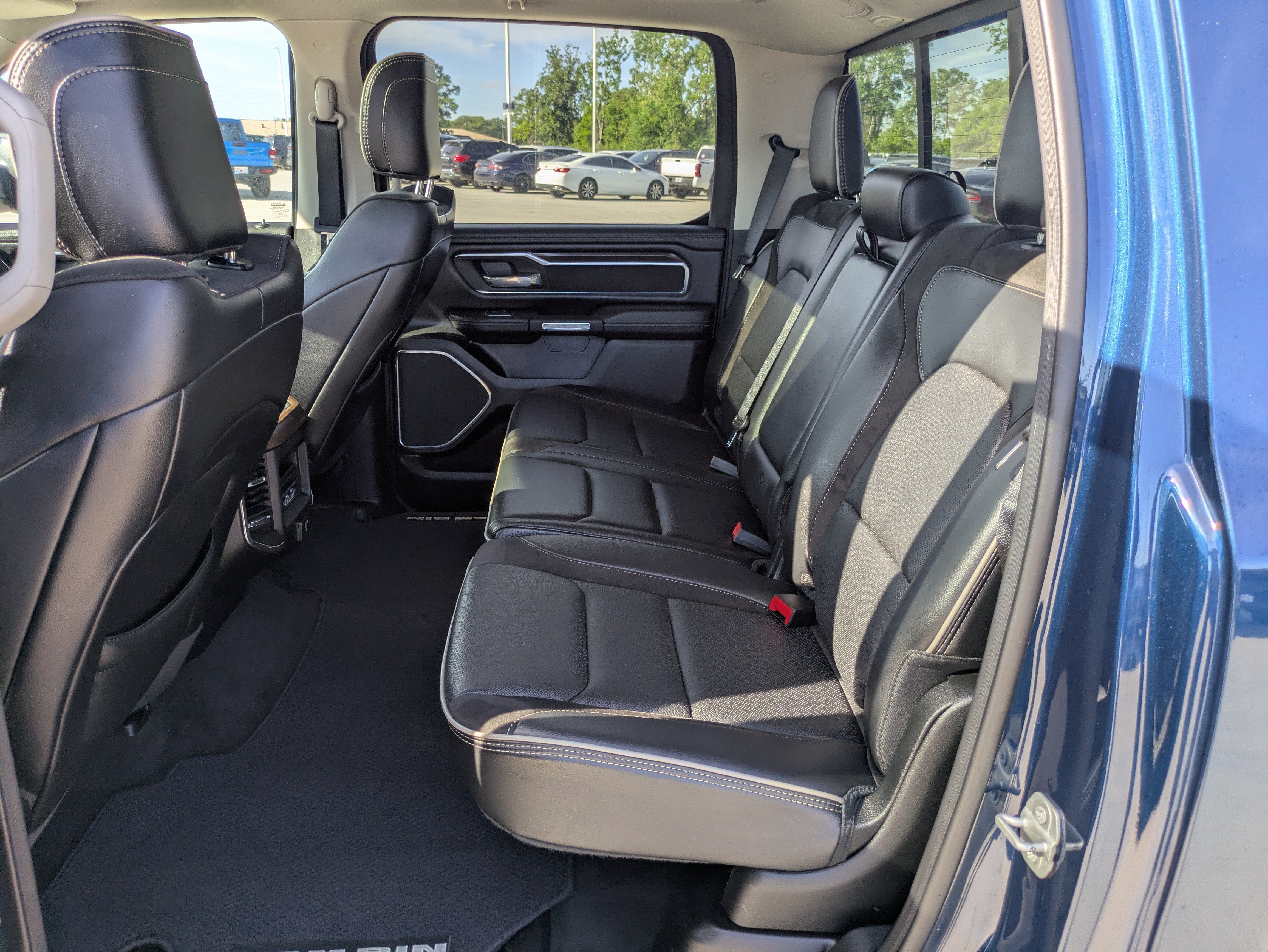 Used 2022 RAM 1500 Laramie RWD image 15
