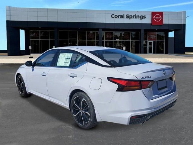 New 2026 Nissan Altima 2.5 SR FWD image 3