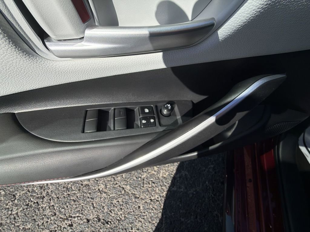 Used 2023 Toyota Corolla SE image 19