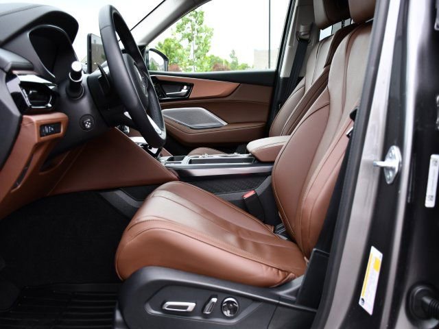Certified 2026 Acura MDX FWD w/ Technology Package image 13