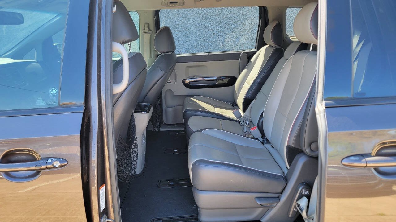 Used 2015 Kia Sedona EX w/ EX Premium Package FWD image 22
