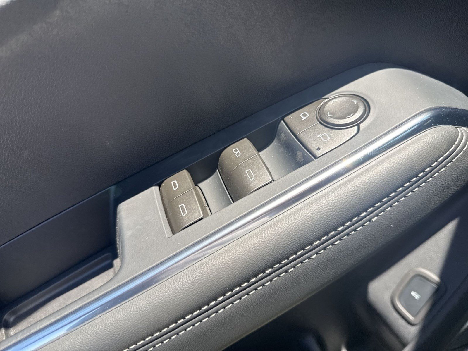 New 2026 GMC Acadia Elevation AWD/4WD image 14
