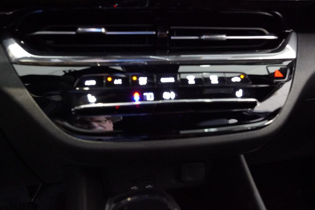 New 2026 Buick Envista Avenir image 19