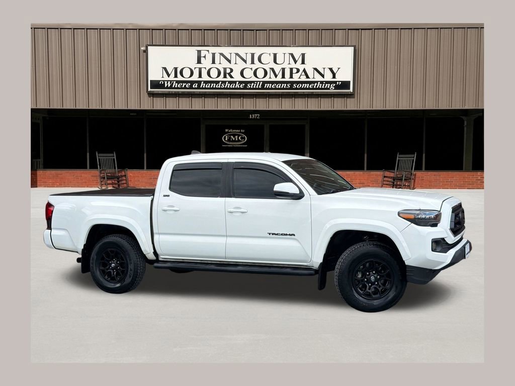 Used 2022 Toyota Tacoma SR5 RWD image 1