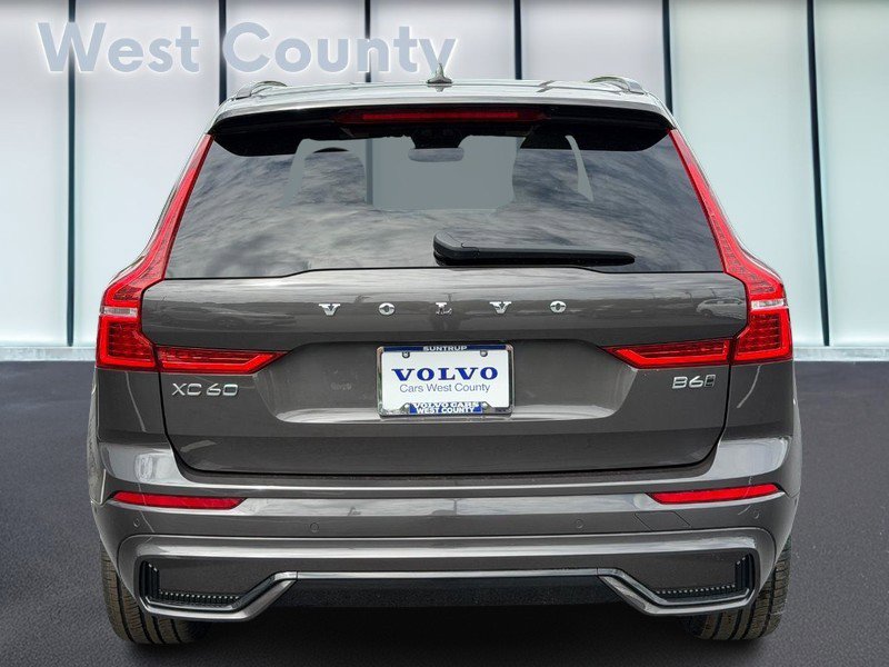 Certified 2023 Volvo XC60 B6 Ultimate w/ Climate Package AWD/4WD image 6