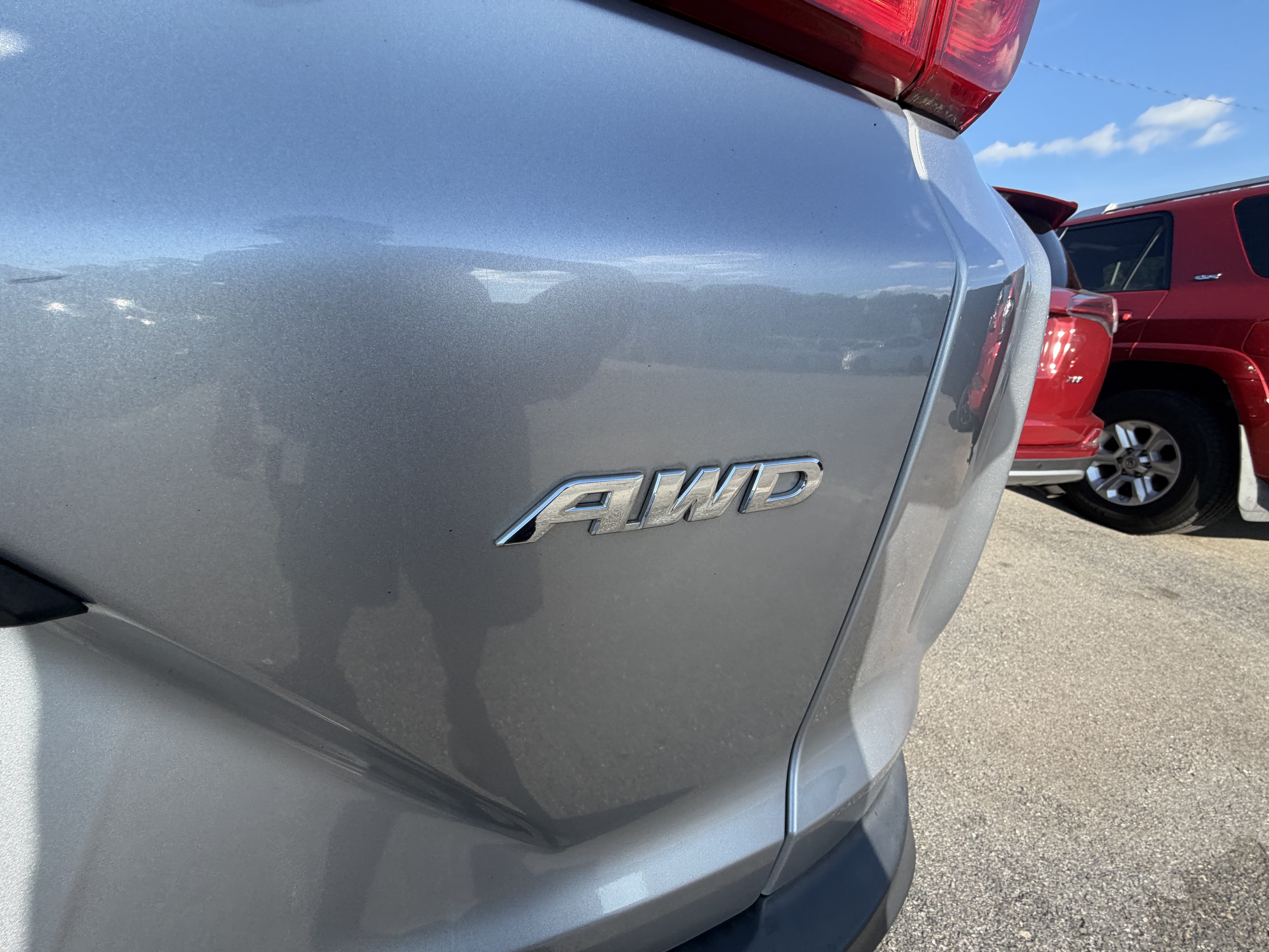 Used 2018 Honda CR-V LX image 24