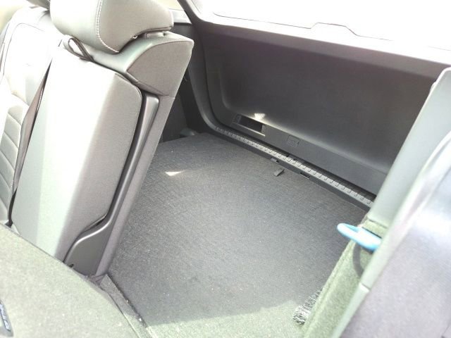 Used 2025 Volkswagen Taos SEL w/ Black Wheel Plus Package AWD/4WD image 26