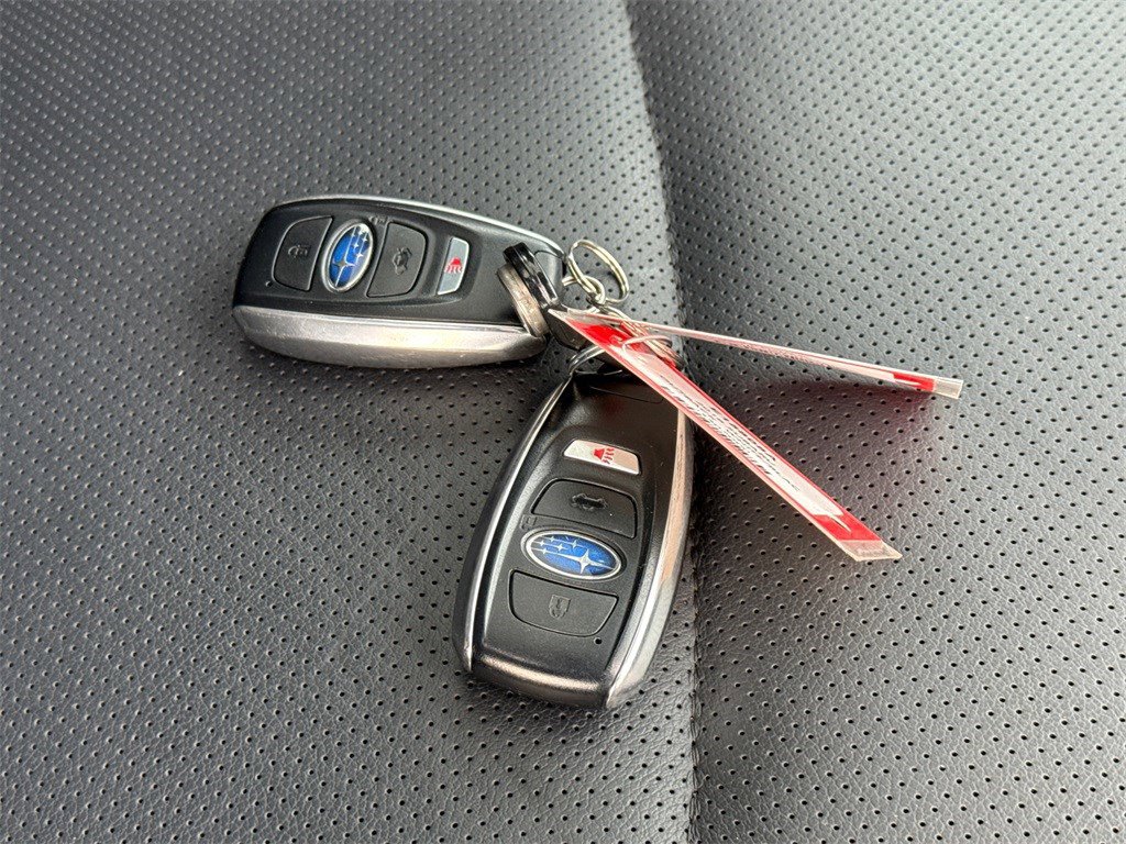 Used 2018 Subaru Outback 3.6R Limited image 3