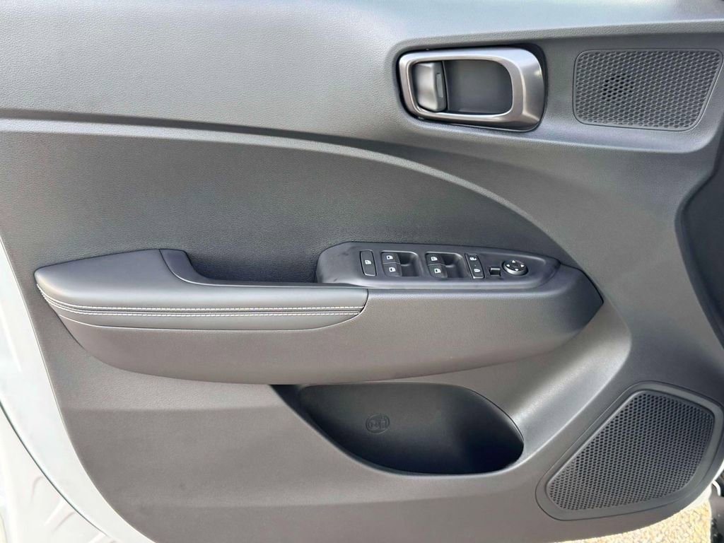 New 2026 Hyundai Venue SEL FWD image 14