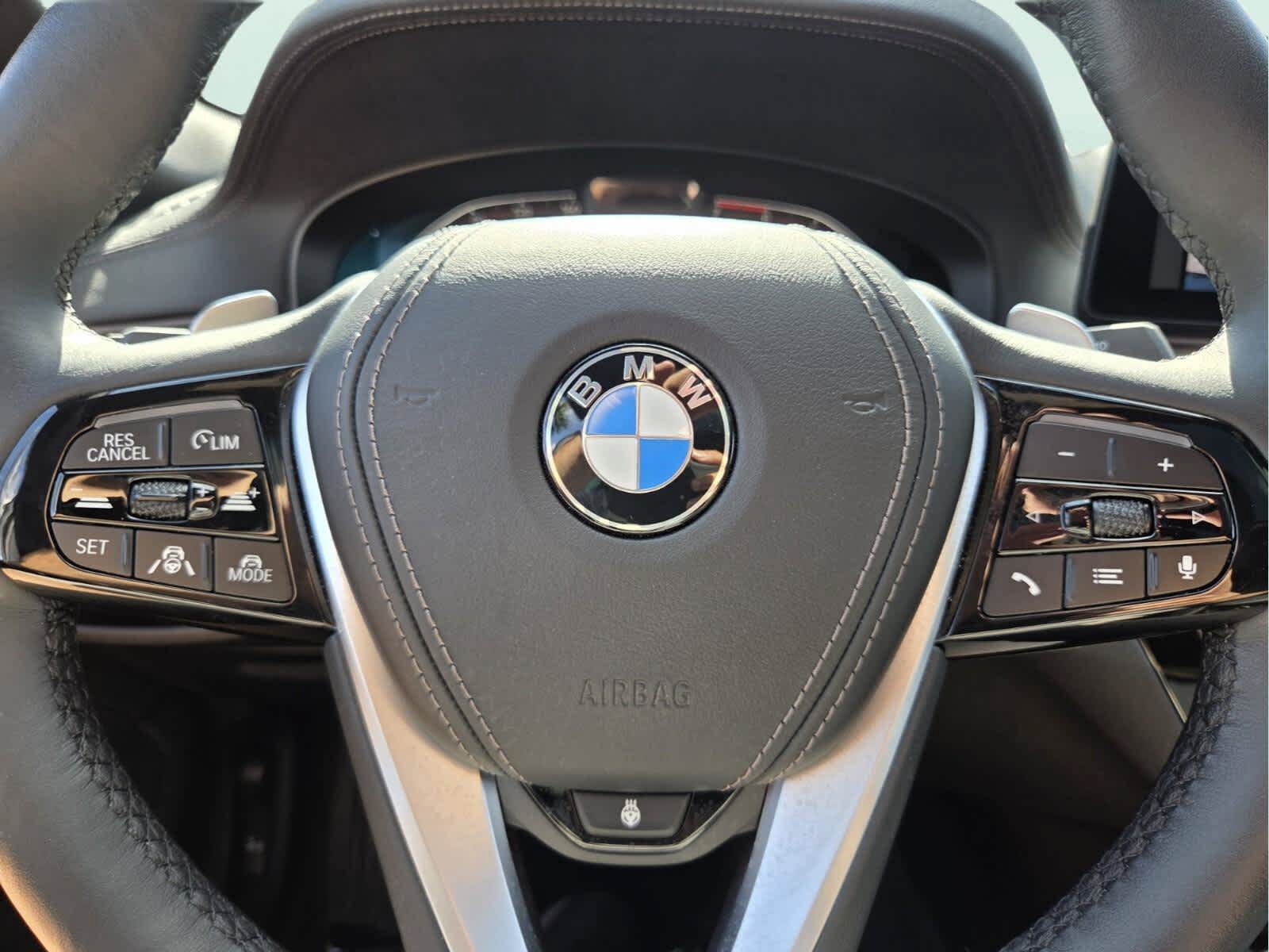 Certified 2023 BMW 530i xDrive w/ Premium Package AWD/4WD image 33