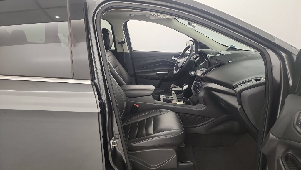 Used 2018 Ford Escape SEL AWD/4WD image 24