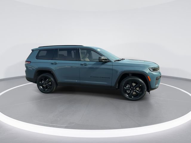 New 2026 Jeep Grand Cherokee L Limited w/ Limited Altitude Package AWD/4WD image 9