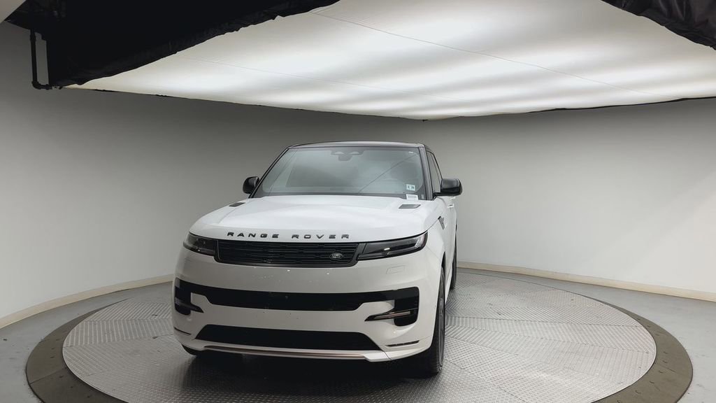 Certified 2024 Land Rover Range Rover Sport Dynamic SE image 7