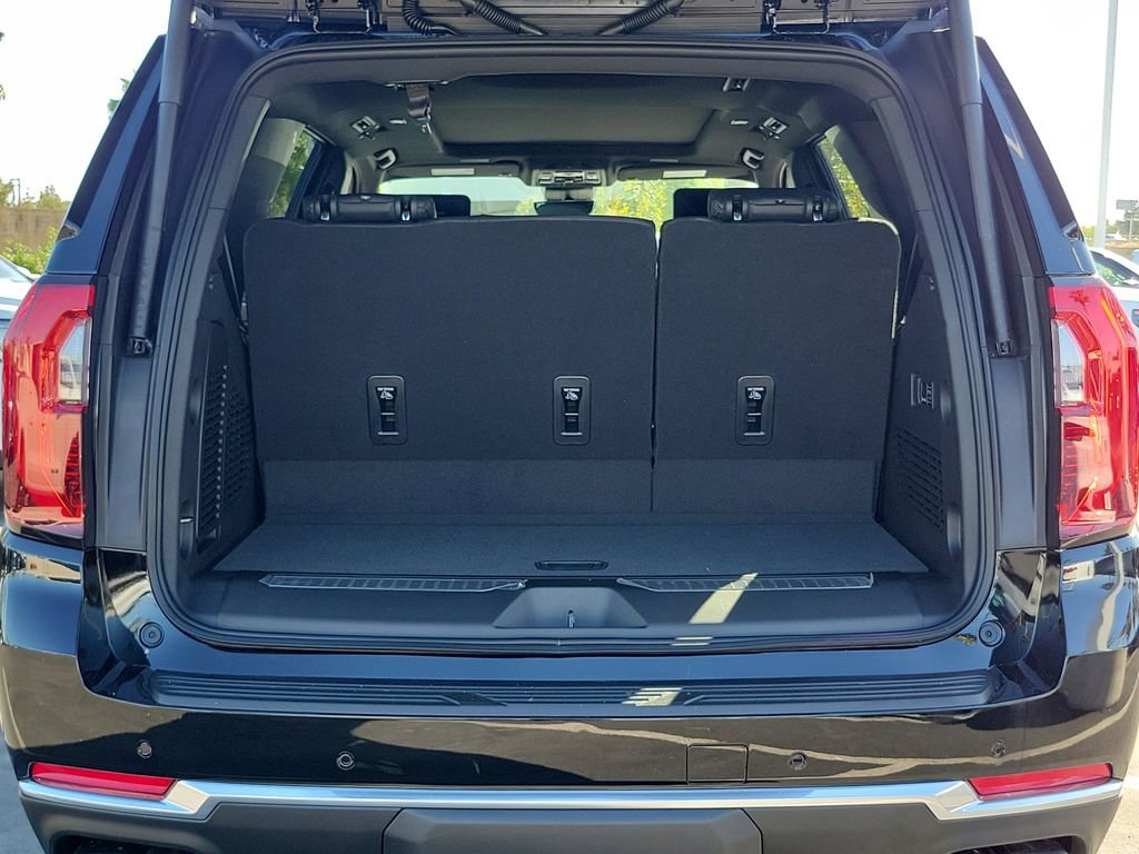 New 2026 GMC Yukon Denali w/ Denali Reserve Package AWD/4WD image 5