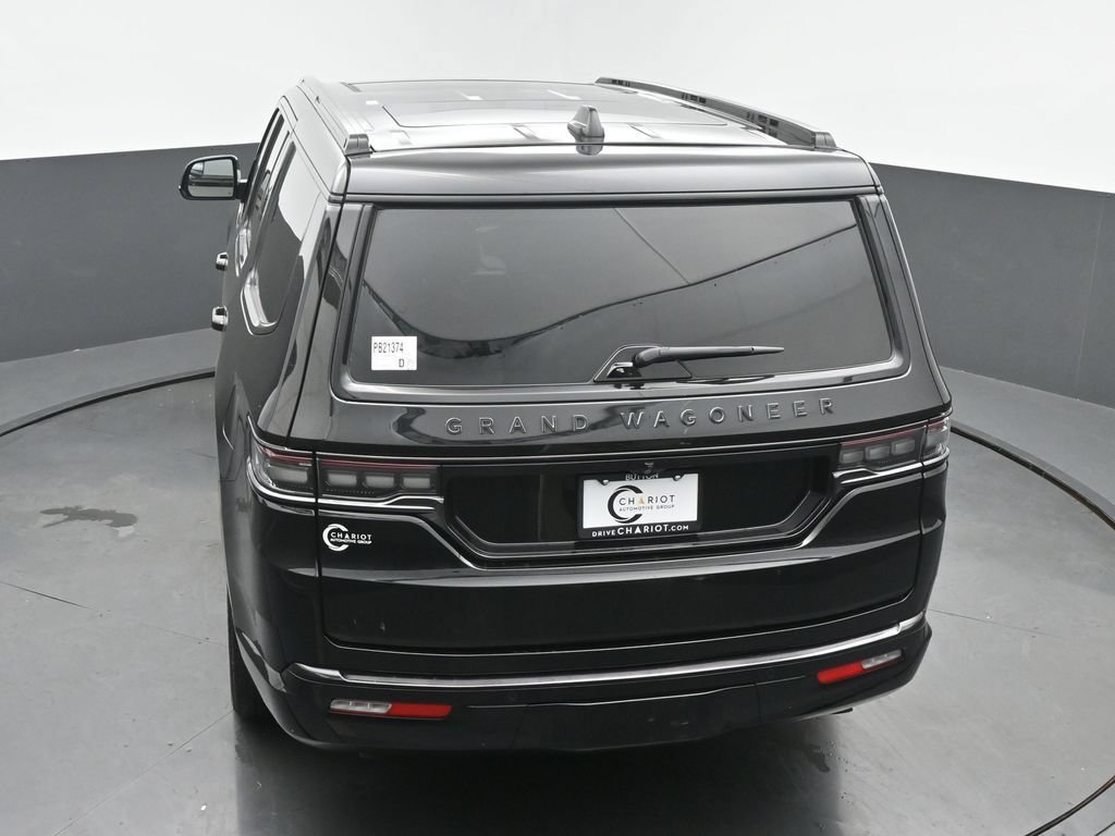 Used 2025 Jeep Grand Wagoneer Series III w/ Rear Seat Video Group 1 AWD/4WD image 42