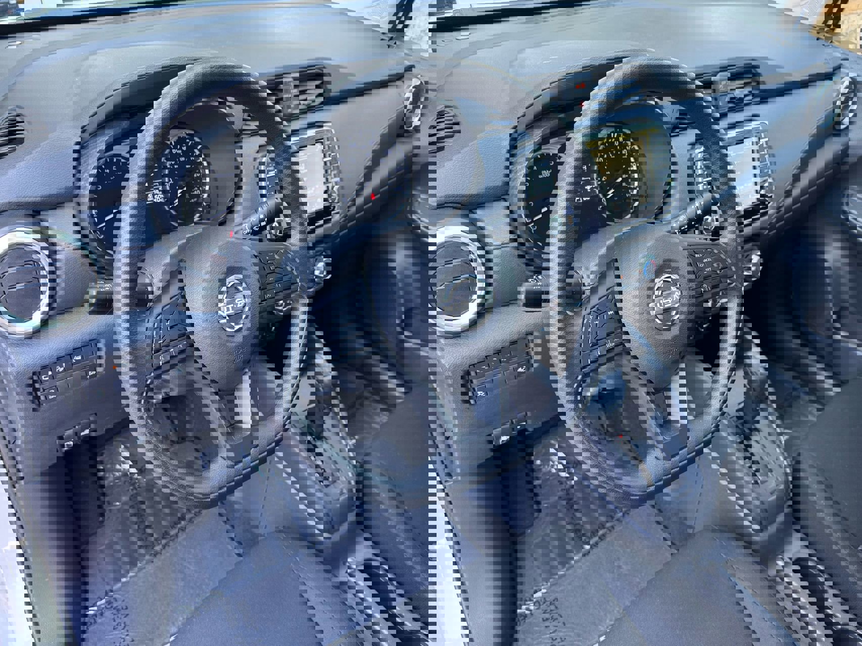 Used 2024 Nissan Versa S w/ Trunk Package image 20