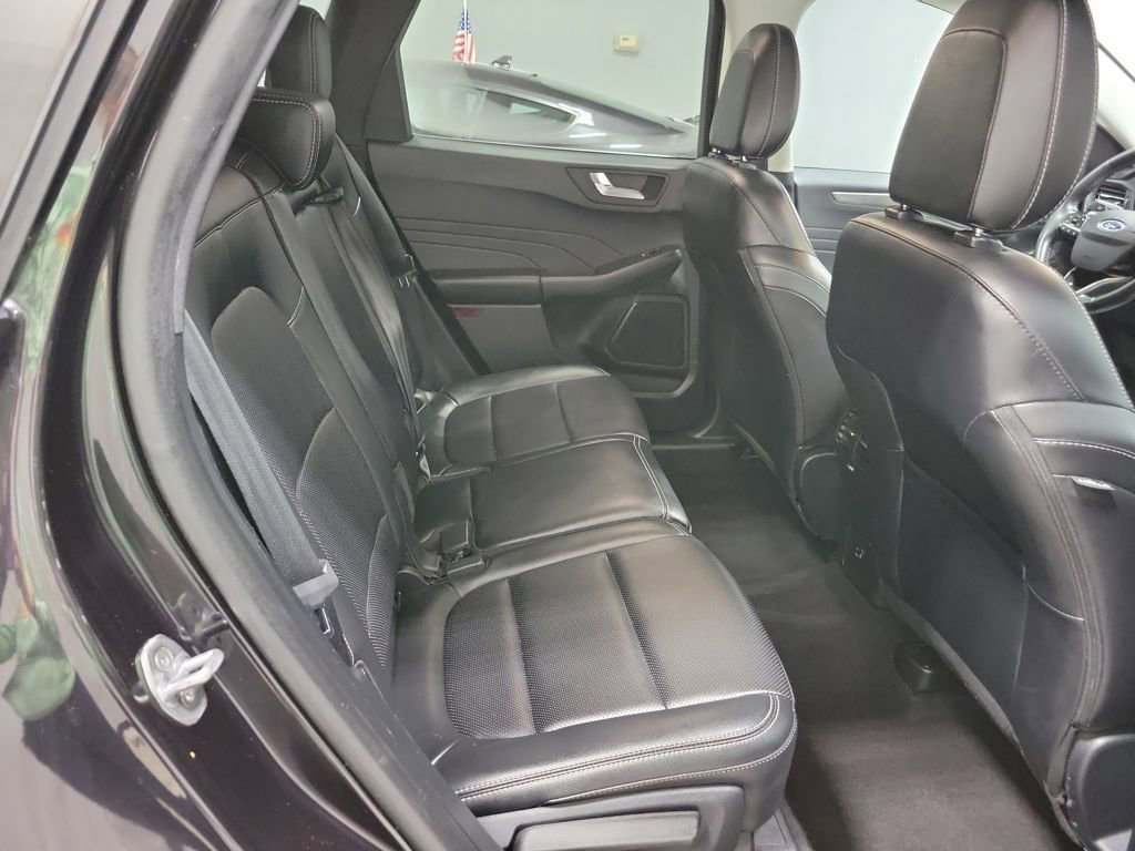 Used 2022 Ford Escape Titanium image 20