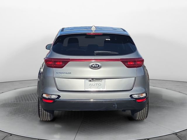 Used 2020 Kia Sportage LX w/ LX Popular Package image 4
