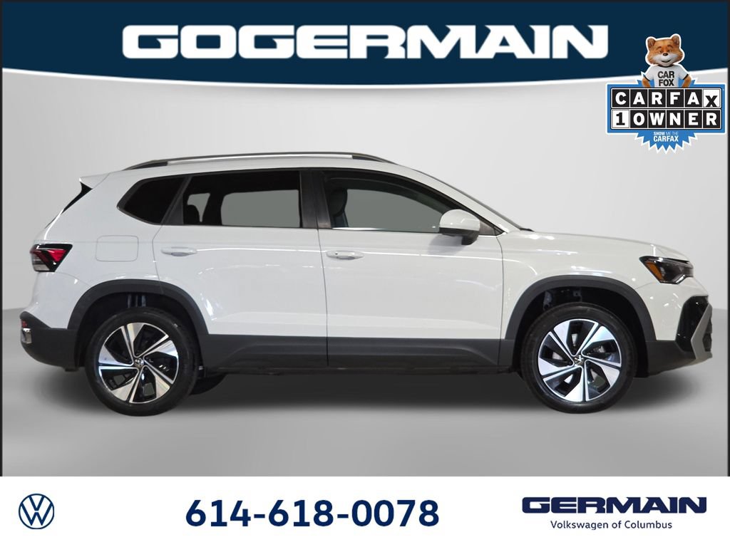 Used 2025 Volkswagen Taos SE AWD/4WD image 6