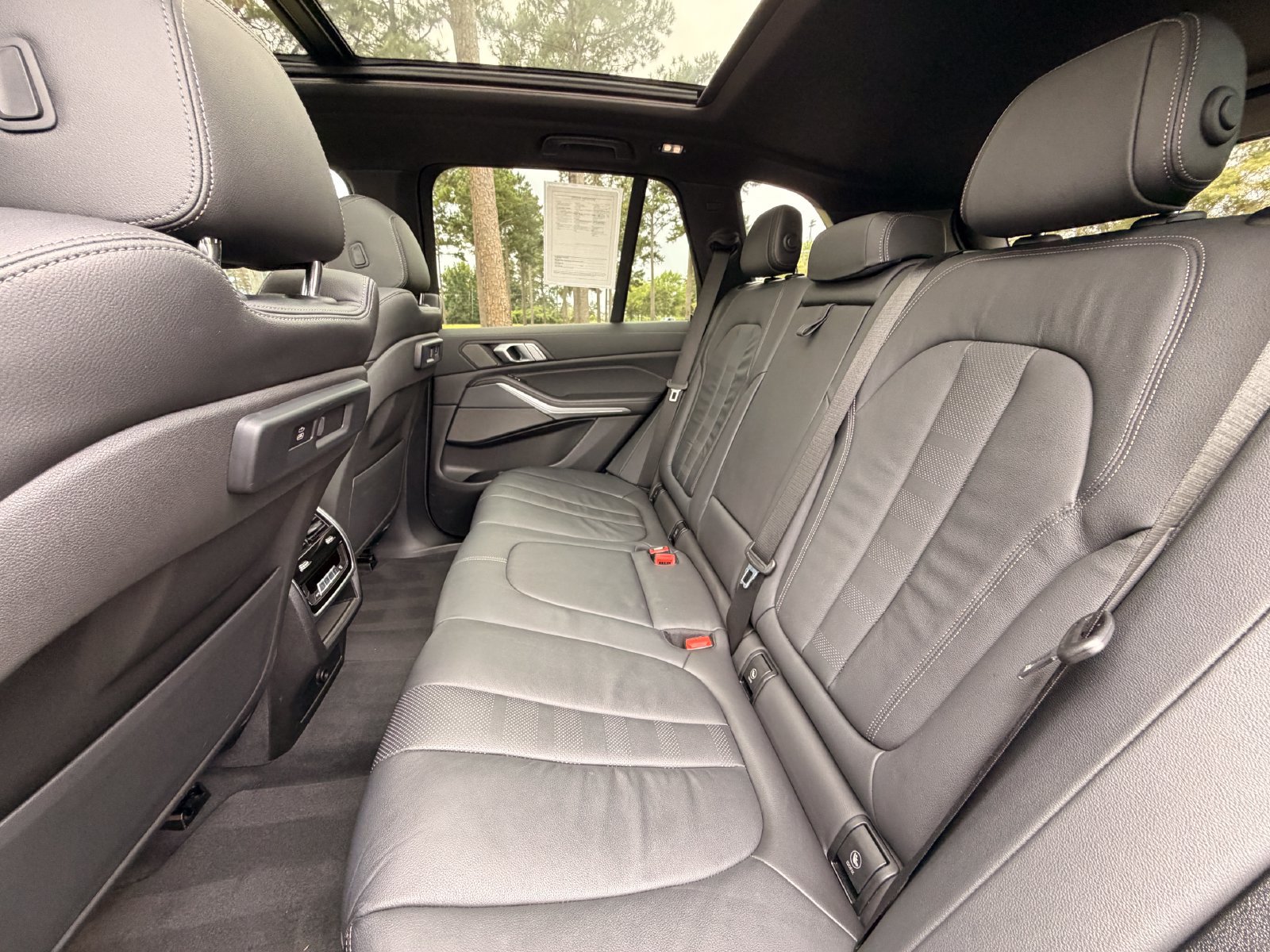 Used 2020 BMW X5 sDrive40i w/ M Sport Package RWD image 14