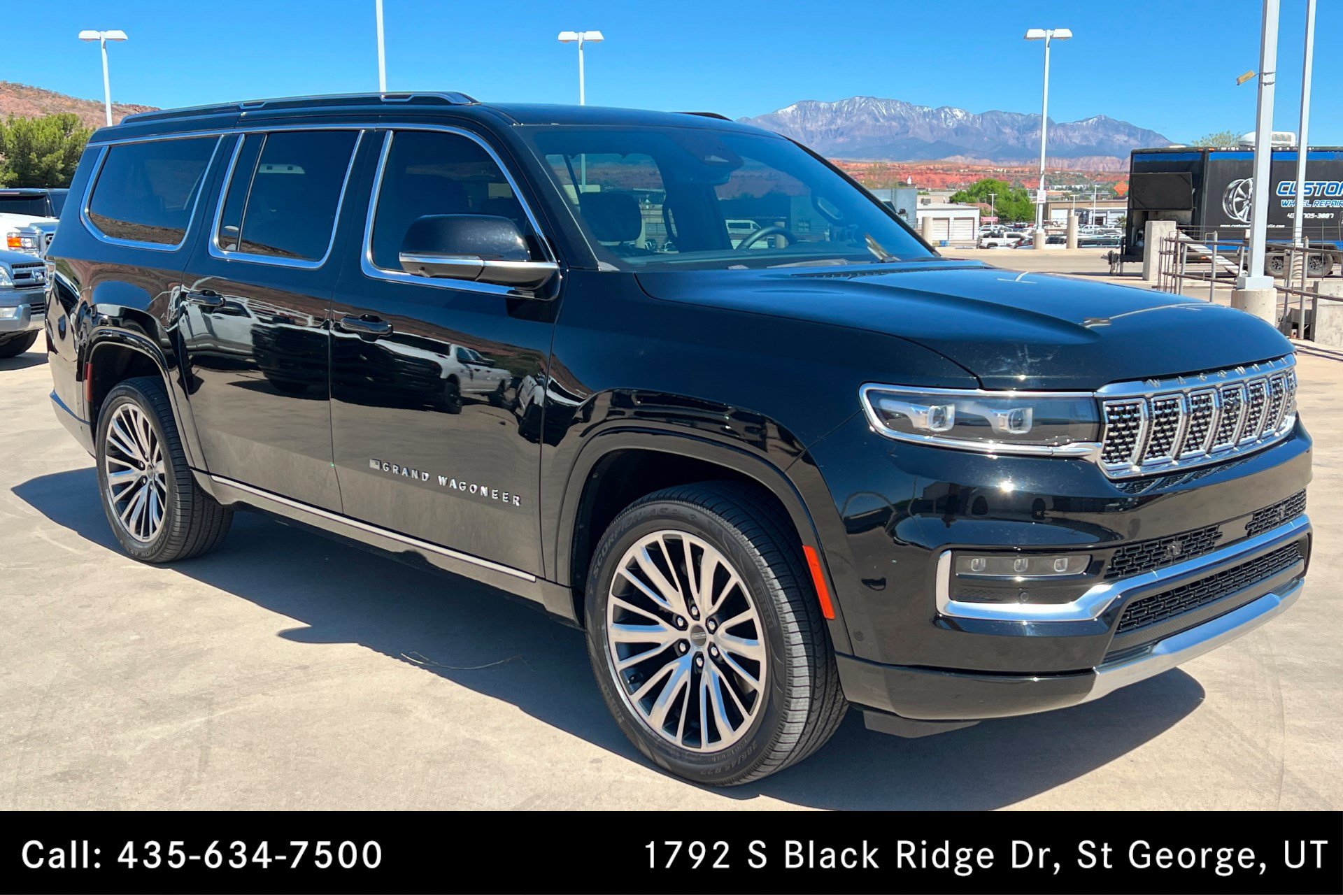 Used 2023 Jeep Grand Wagoneer L 4WD w/ Flexible Seating Group image 7