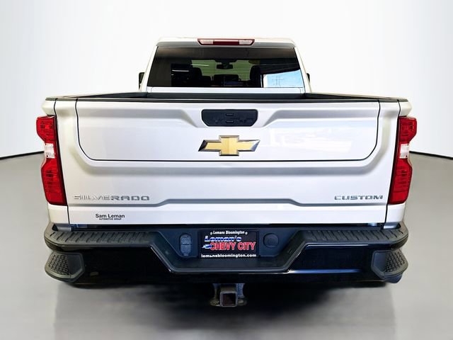 Used 2022 Chevrolet Silverado 2500 Custom w/ Custom Value Package image 7