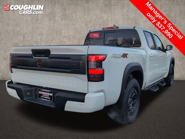 Certified 2025 Nissan Frontier PRO-4X image 9