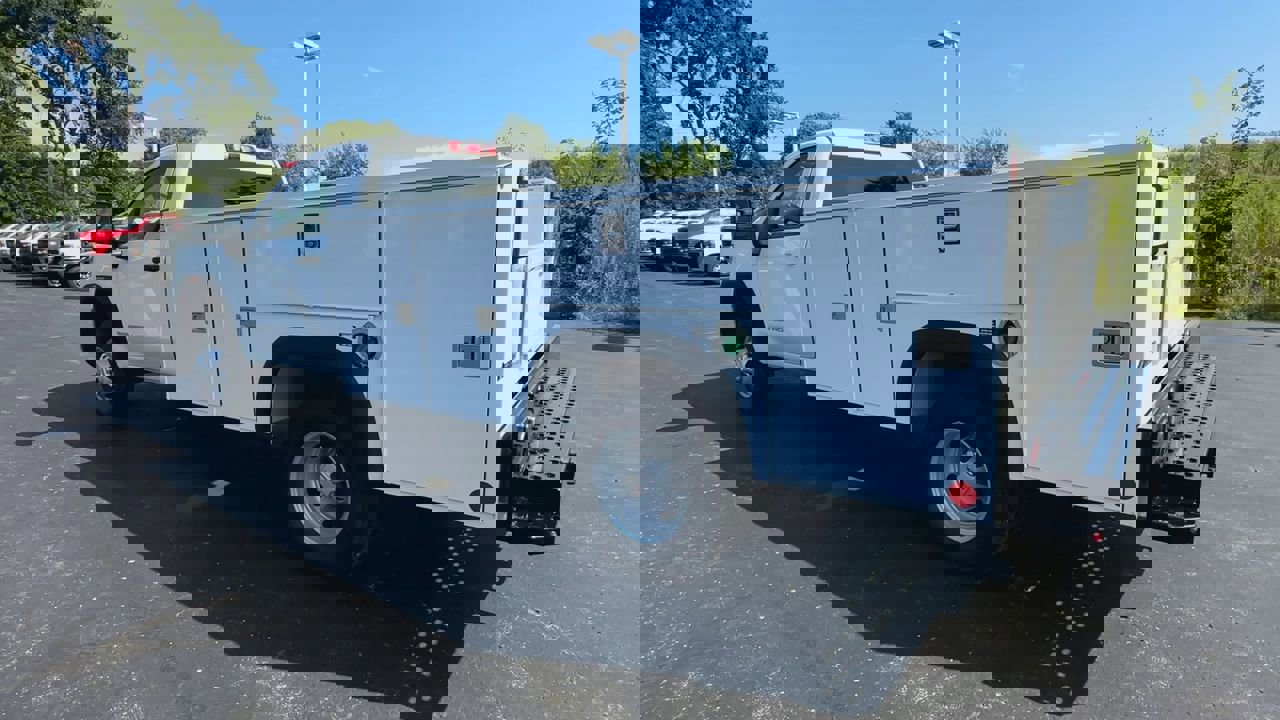 New 2025 GMC Sierra 3500 Pro w/ Convenience Package image 6