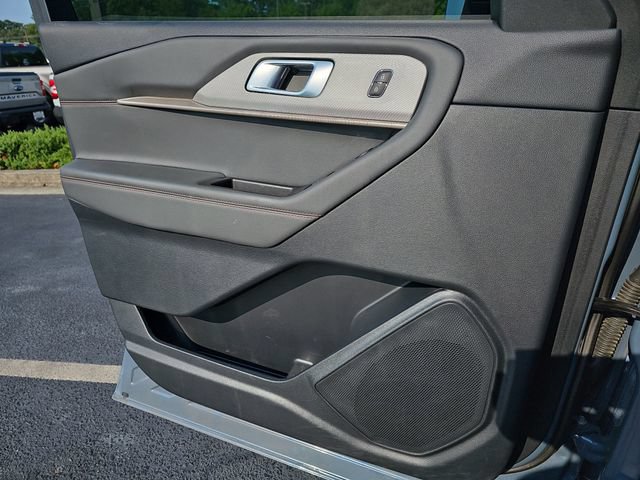 Certified 2025 Ford Explorer Active w/ Active Comfort Package RWD image 34