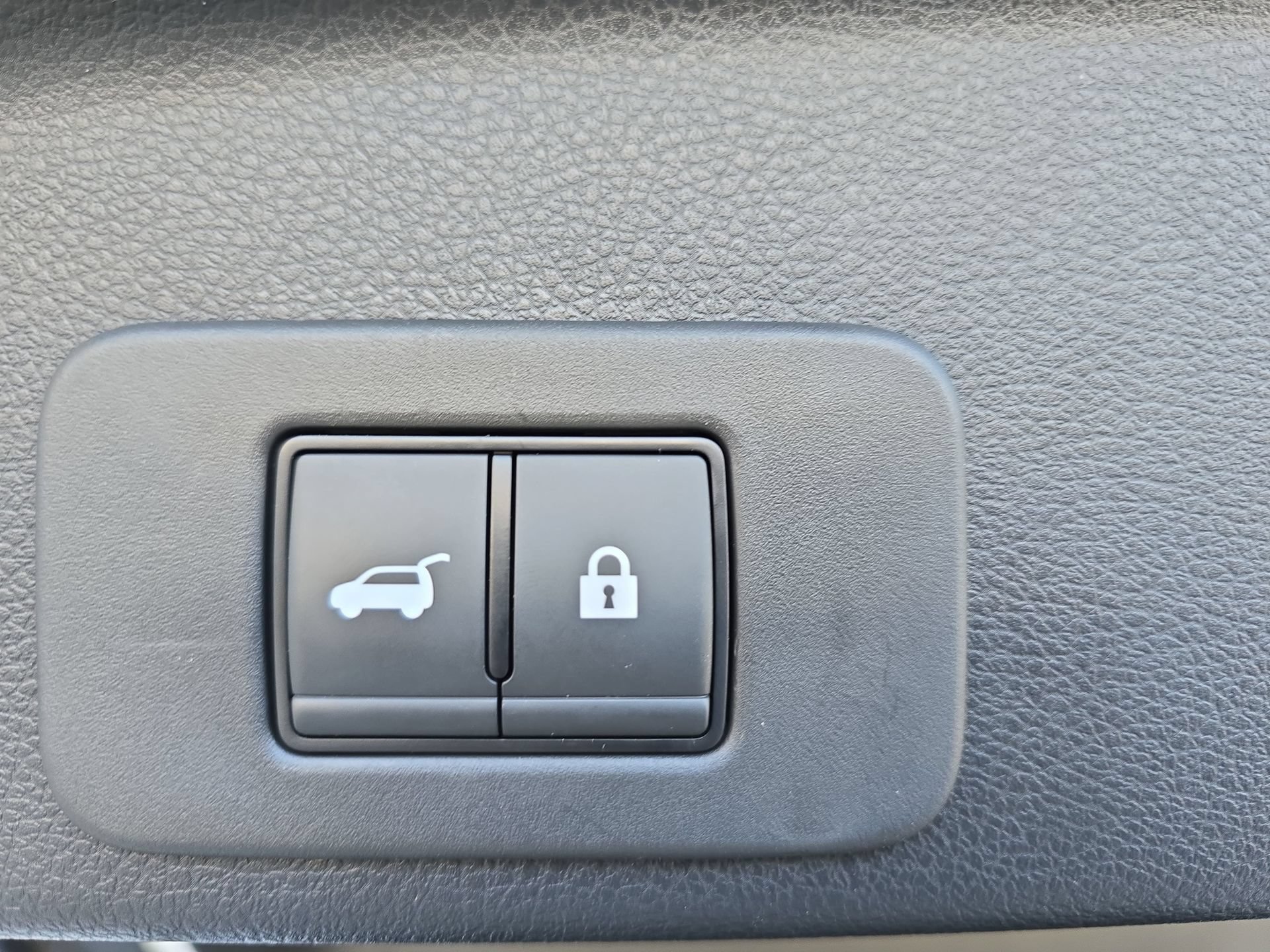 Used 2025 Nissan Murano SL AWD/4WD image 13