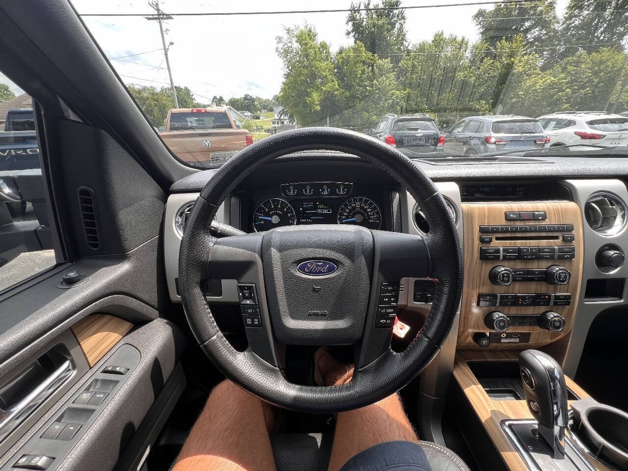 Used 2011 Ford F150 Lariat w/ Lariat Chrome Pkg AWD/4WD image 25