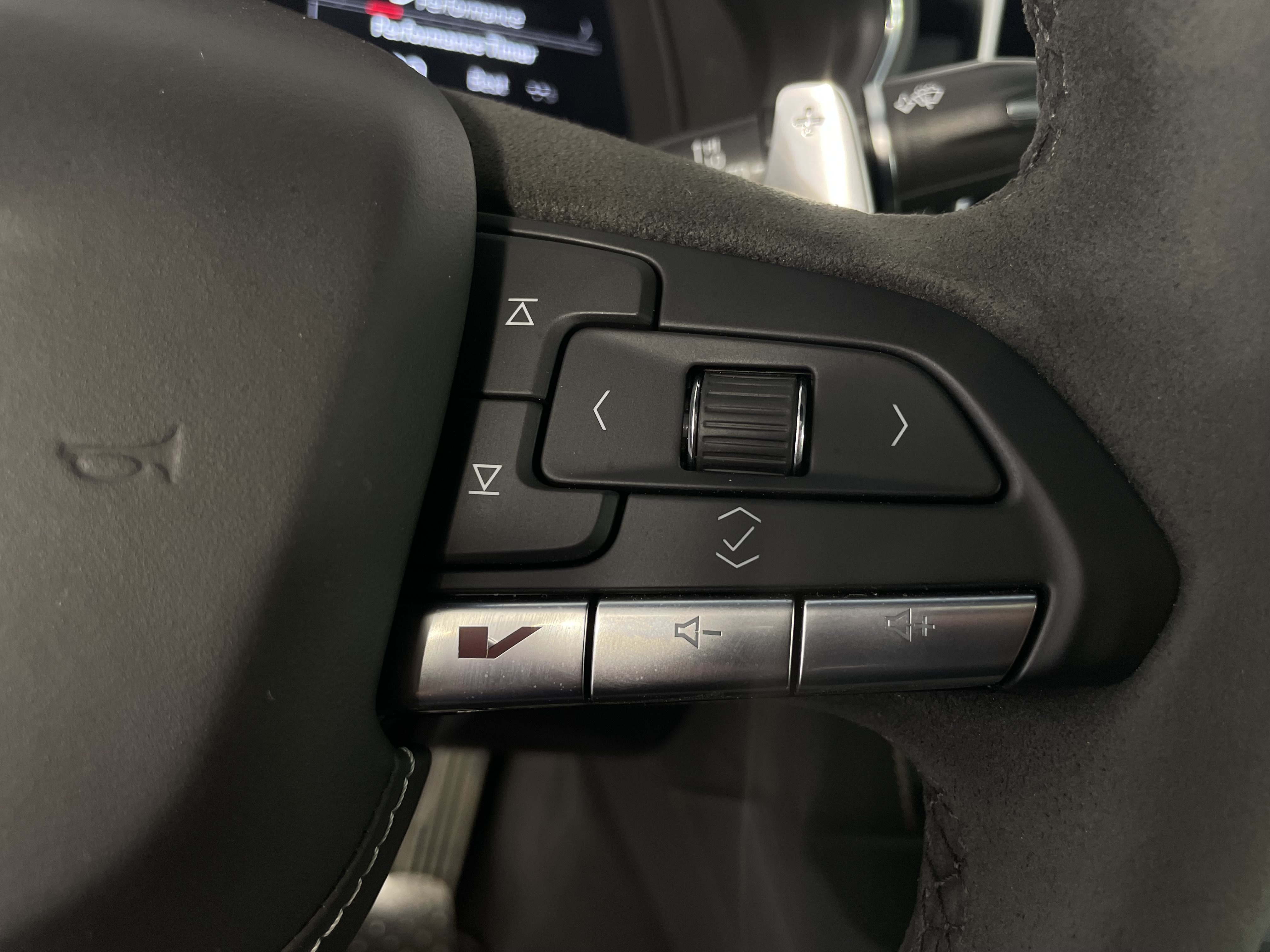 Used 2023 Cadillac CT5 V w/ Premium Package RWD image 17