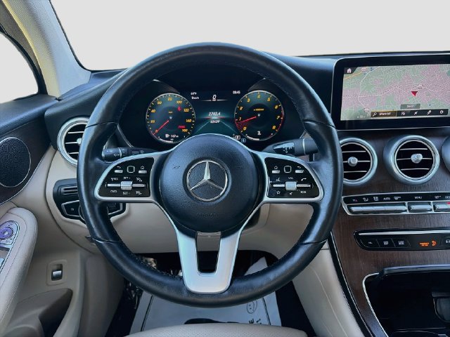 Used 2022 Mercedes-Benz GLC 300 4MATIC image 22