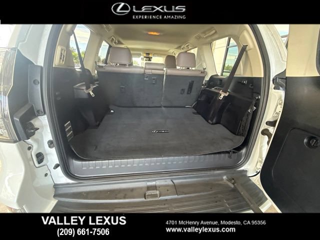 Certified 2021 Lexus GX 460 Luxury w/ Off Road Package AWD/4WD image 7