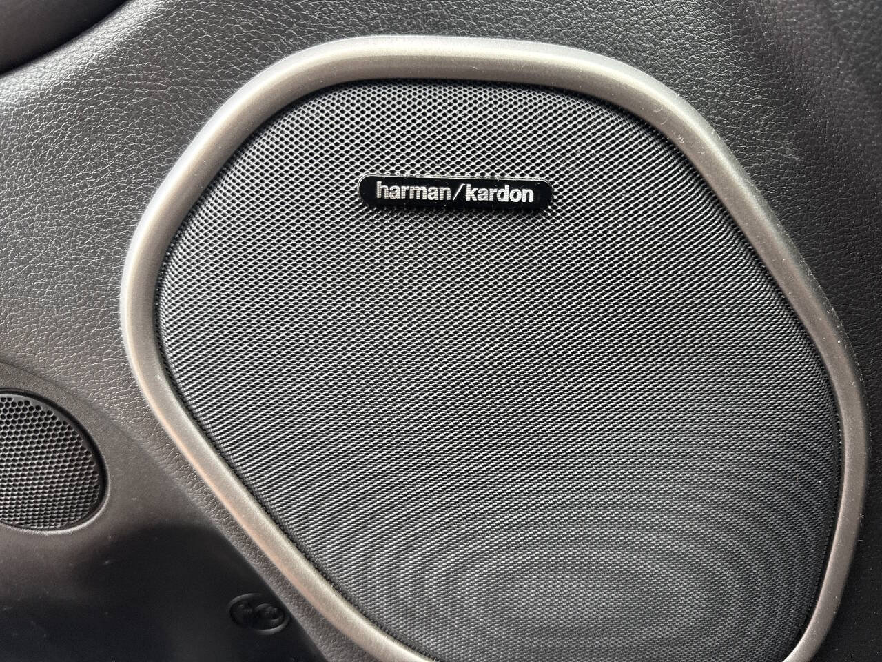 Used 2017 Jeep Grand Cherokee Summit AWD/4WD image 22