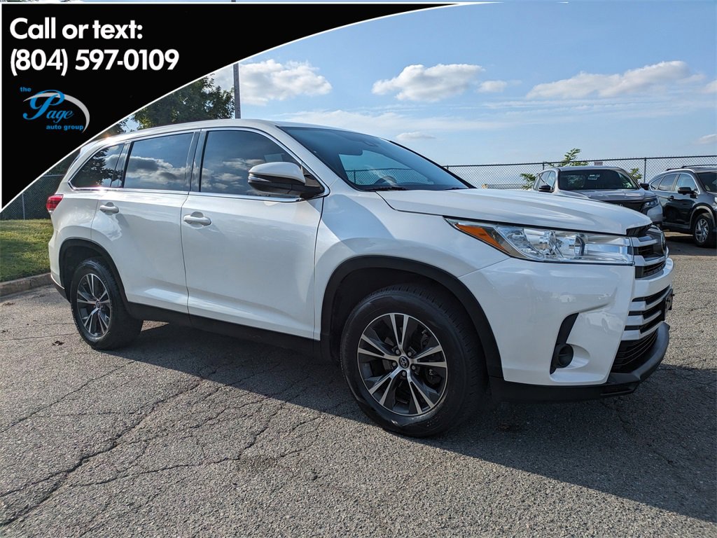 Used 2019 Toyota Highlander LE image 1