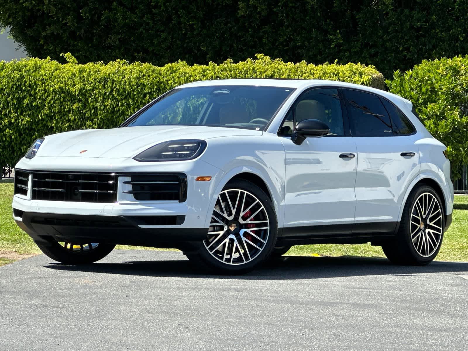 New 2026 Porsche Cayenne S AWD/4WD image 1