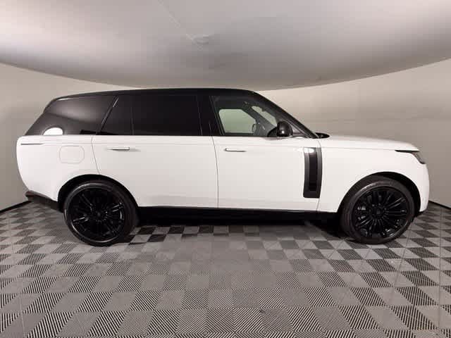 New 2027 Land Rover Range Rover Long Wheelbase SE AWD/4WD image 8
