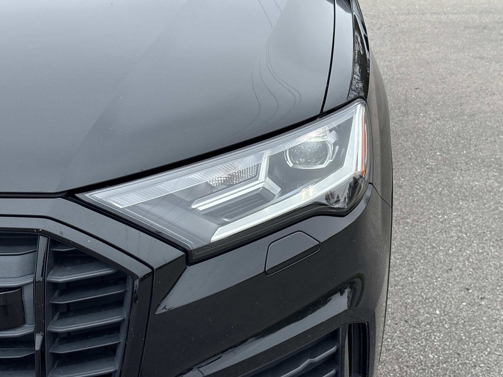 Used 2022 Audi Q7 Premium Plus w/ Premium Plus Package image 11