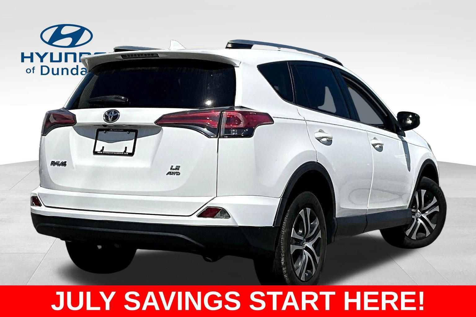 Used 2018 Toyota RAV4 LE w/ All Weather Liner Package AWD/4WD image 8