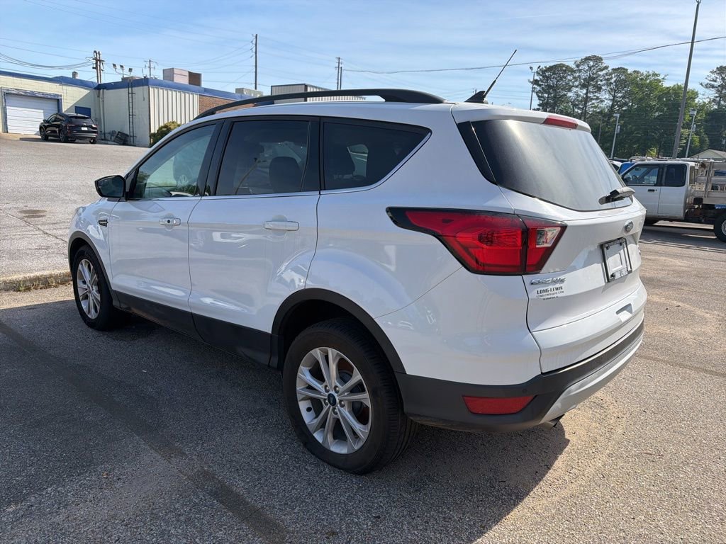 Used 2019 Ford Escape SEL FWD image 4