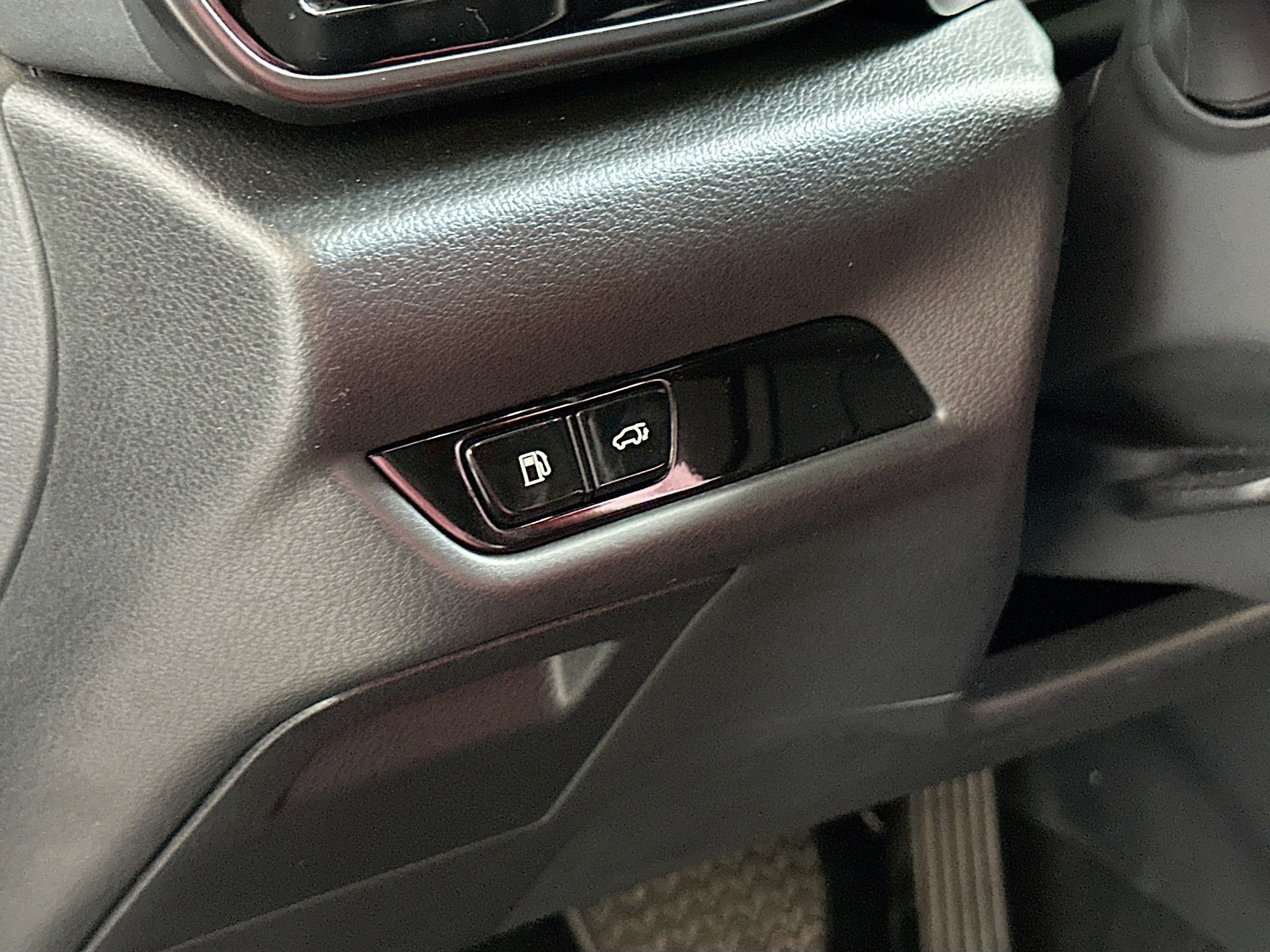 Used 2025 Lexus NX 250 FWD w/ Accessory Package (P2) image 10